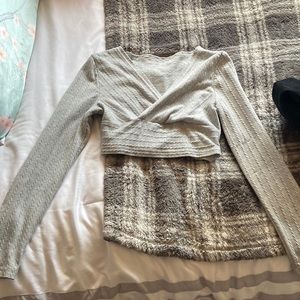 Cropped light gray SHEIN wrap top V neck with elastic waistband